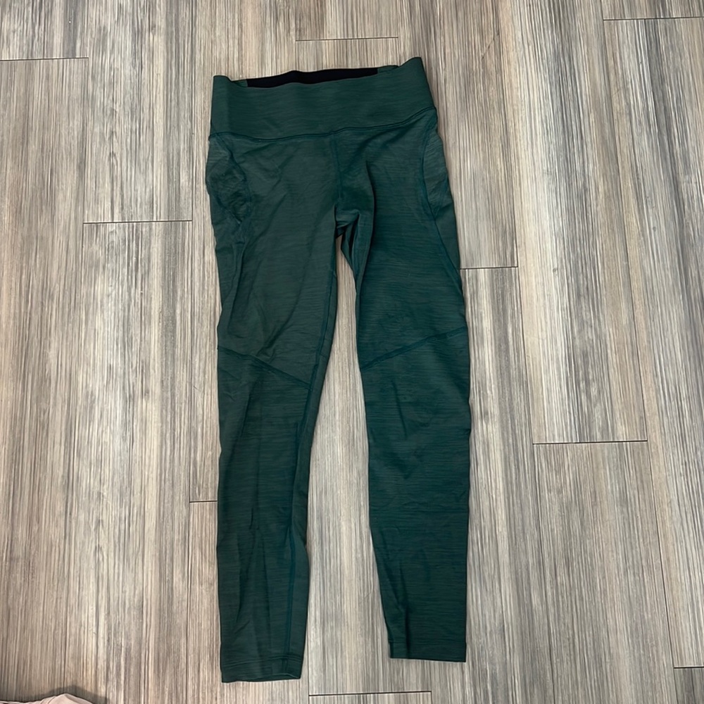 Green outdoor voices pants